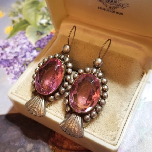 Early 1800s GEORGIAN Pink Paste Stone Earrings - Picture 3 of 7
